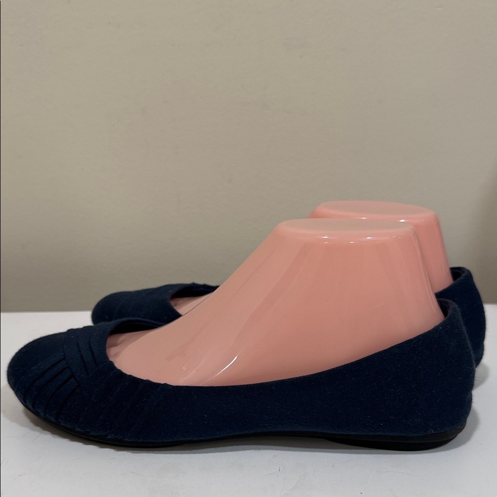 American Eagle Navy Blue Women's Flats (sz 7.5) - Picture 4 of 7